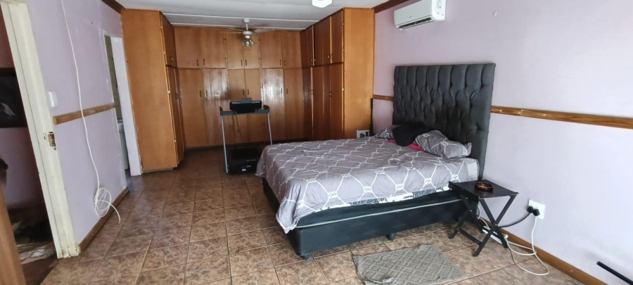 4 Bedroom Property for Sale in Ferreira Free State